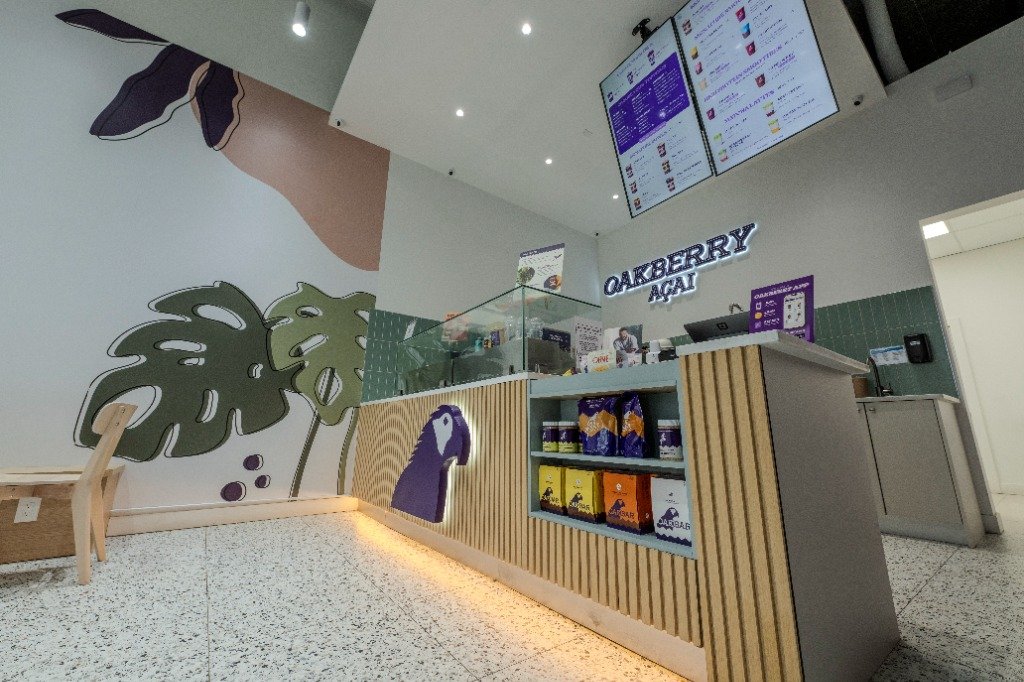OAKBERRY AÇAÍ — SURREY, BC - Architectural Millwork & Display completed by SteeLage Construction